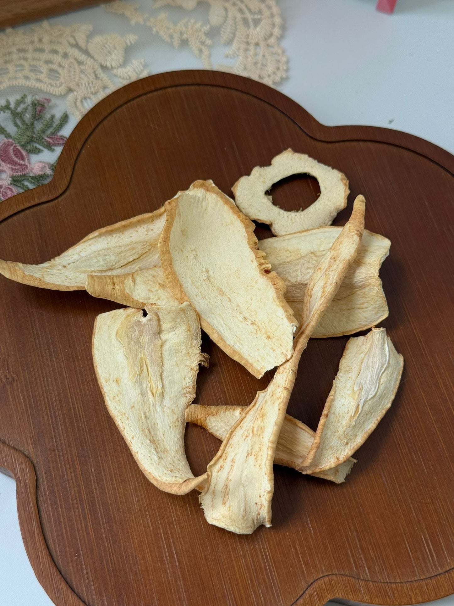 Coconut's Hut Dried Parsnip Slices 20g