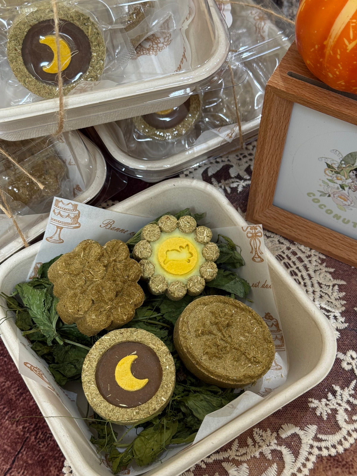 Coconut’s Hut Little Mooncake Giftbox