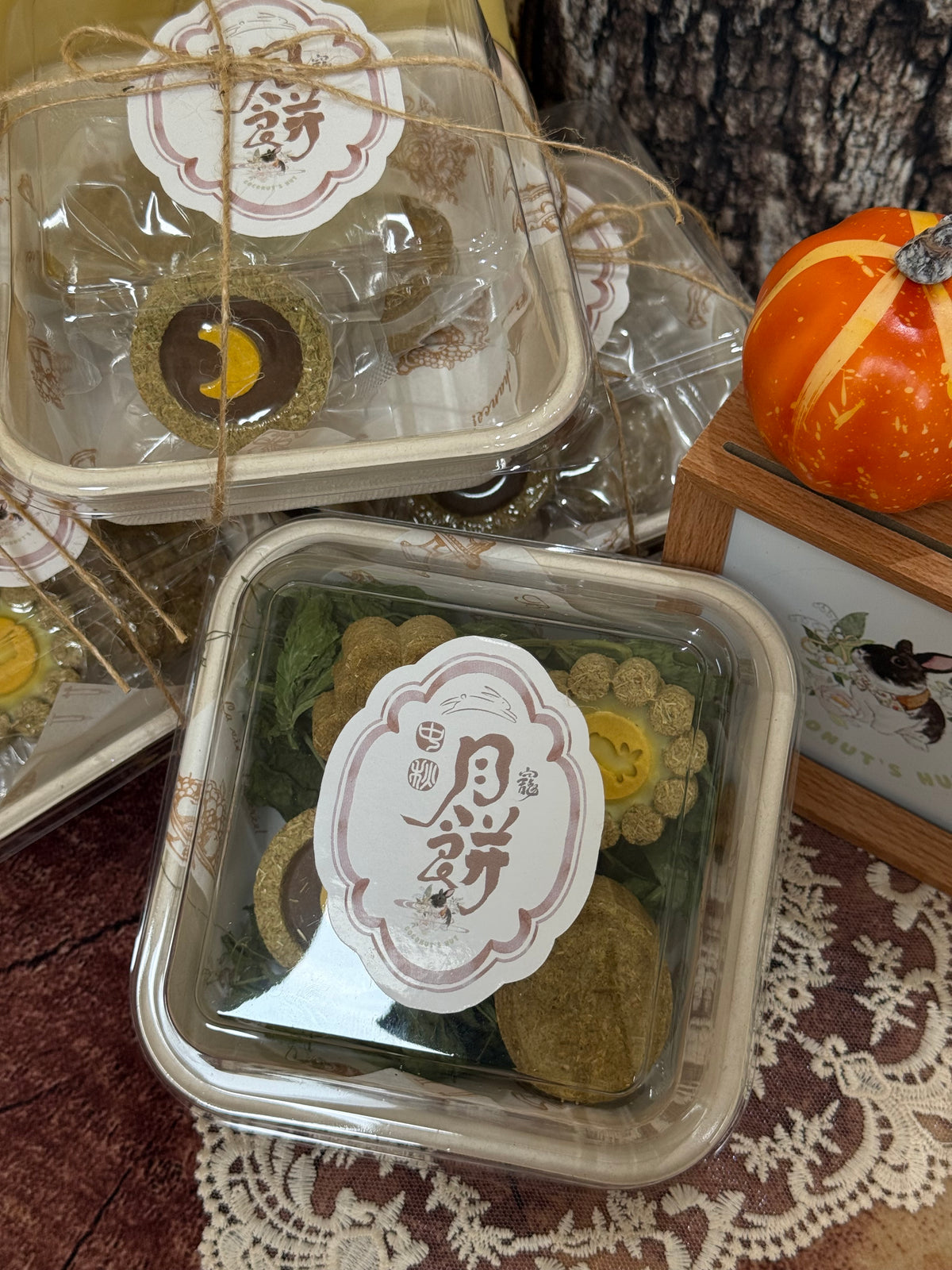 Coconut’s Hut Little Mooncake Giftbox