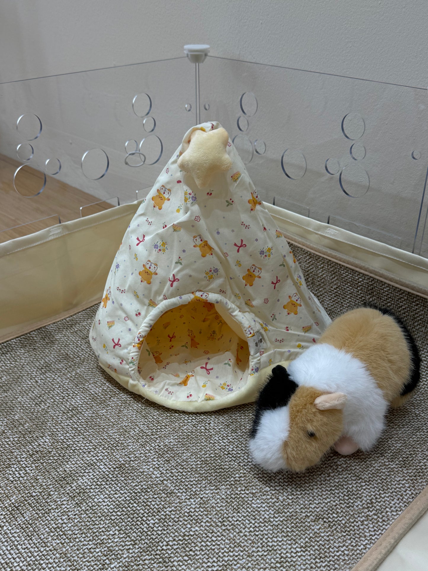 Christmas Tree Style hideout