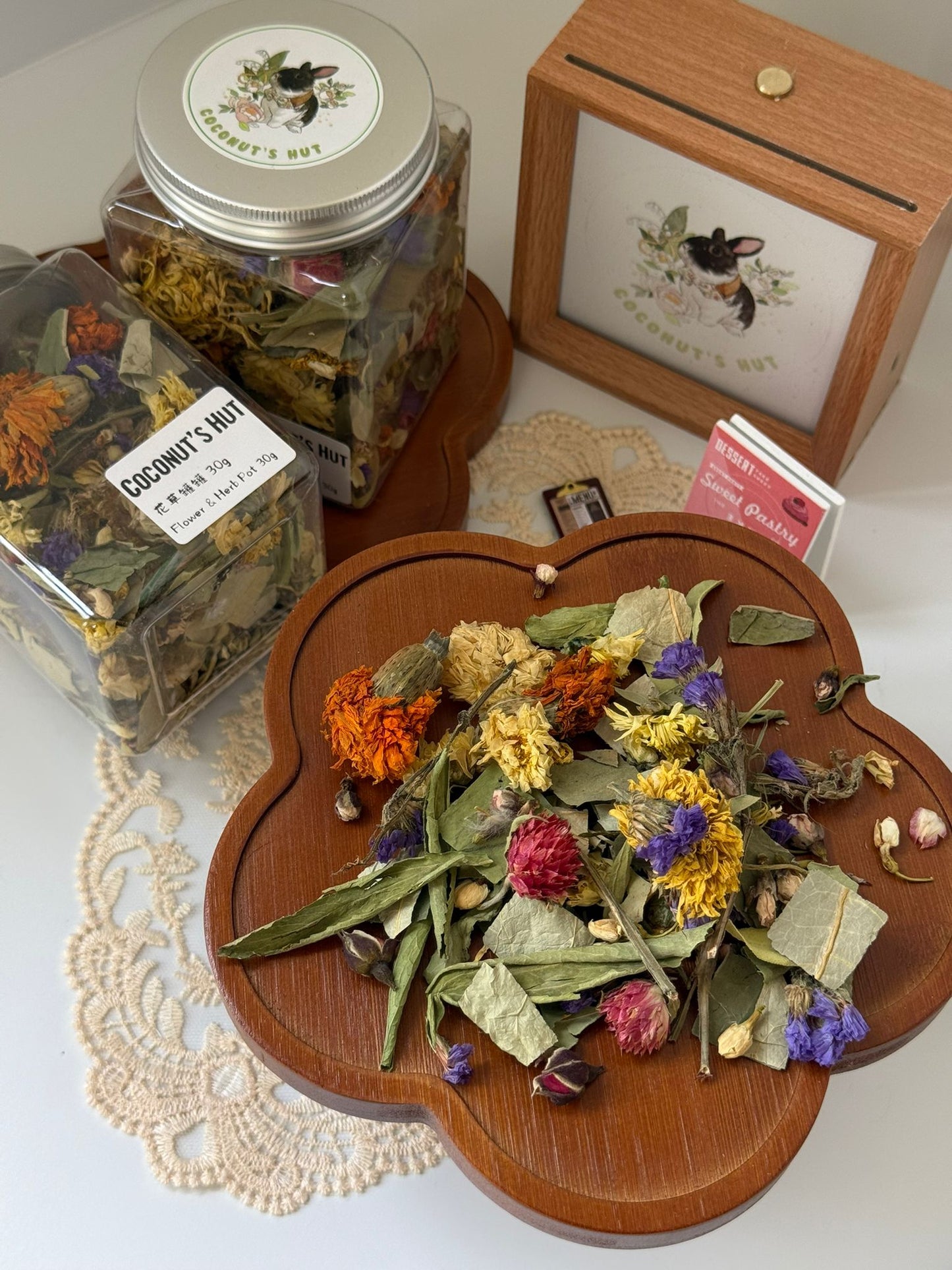 Coconut's Hut Herbal Blossom Mix – Natural Flower Topping 30g