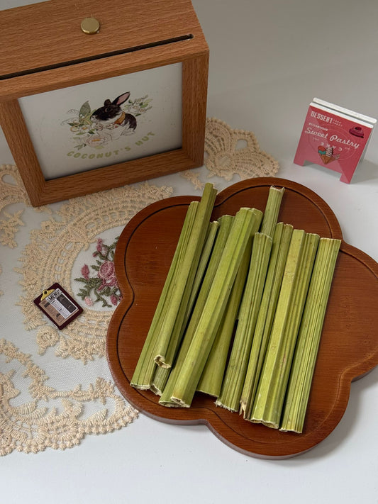 Coconut's Hut Papaya Stems